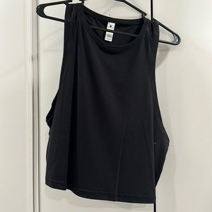 Black crop work out tank